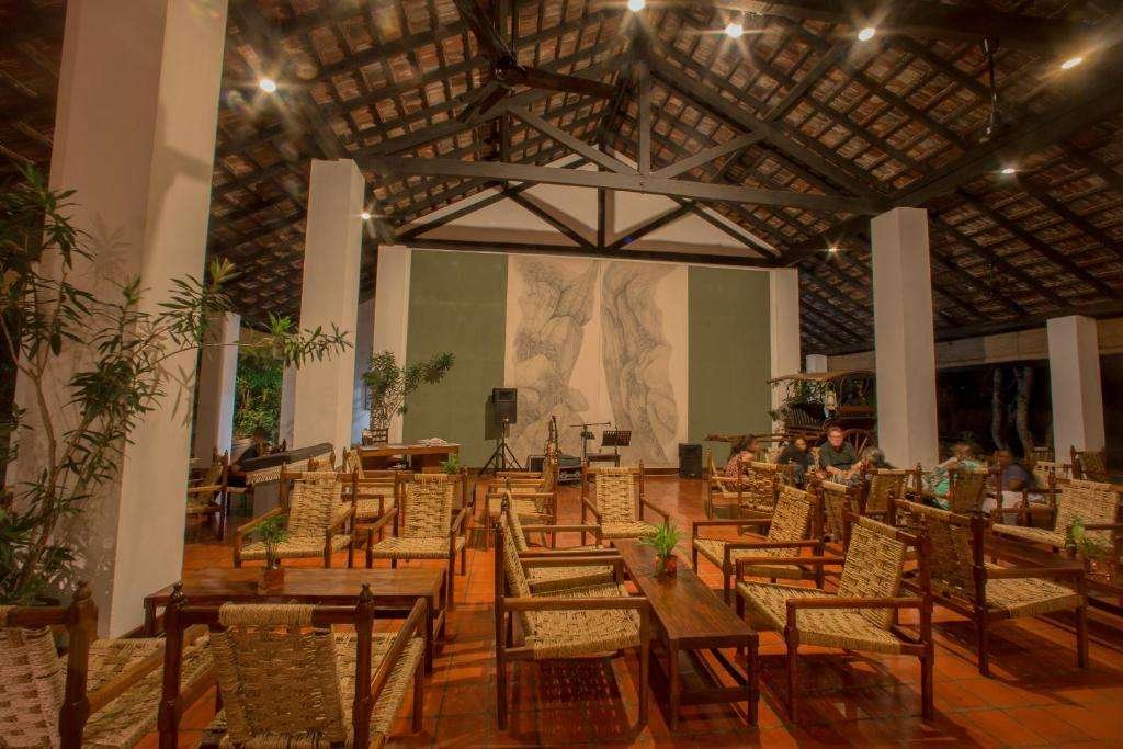 Sigiriya Village Hotel